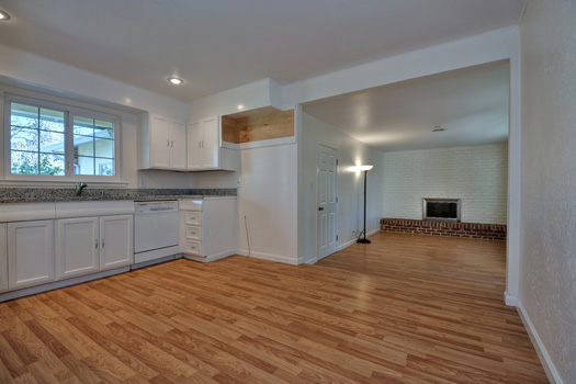 Kitchen - Dining