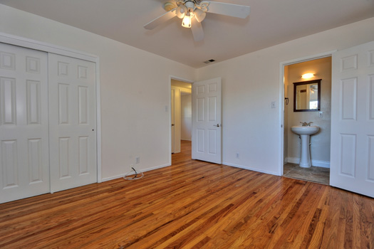 Kitchen - Dining