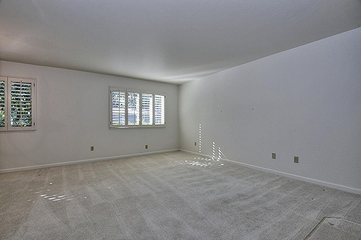 Via Lago - Rinconada Hills - Family Room
