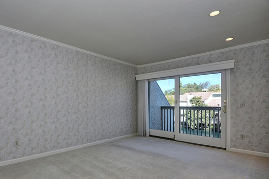 Via Lago - Rinconada Hills - Master Bedroom
