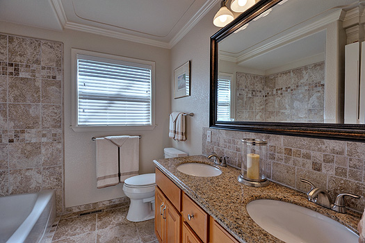 Kitchen - Dining