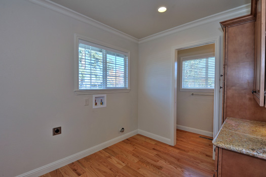 Kitchen - Dining