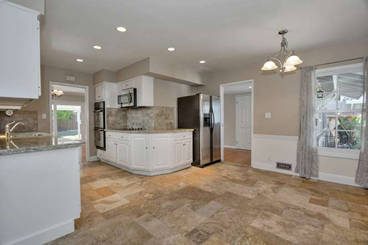 Woodford Rental Kitchen - Dining